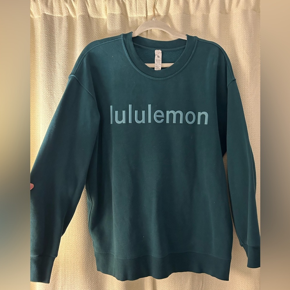 Green/Blue Lululemon Sweatshirt